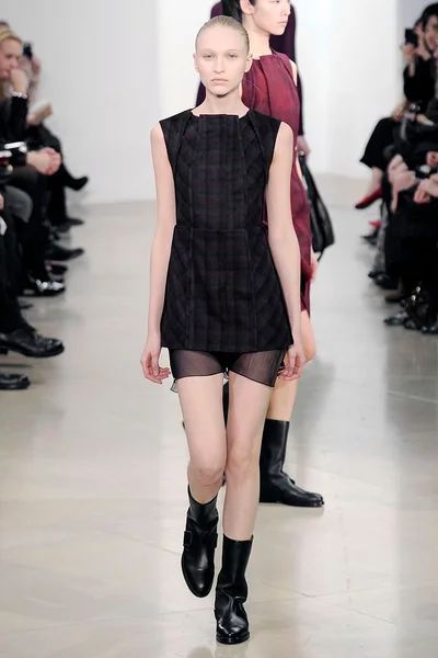 Look 35